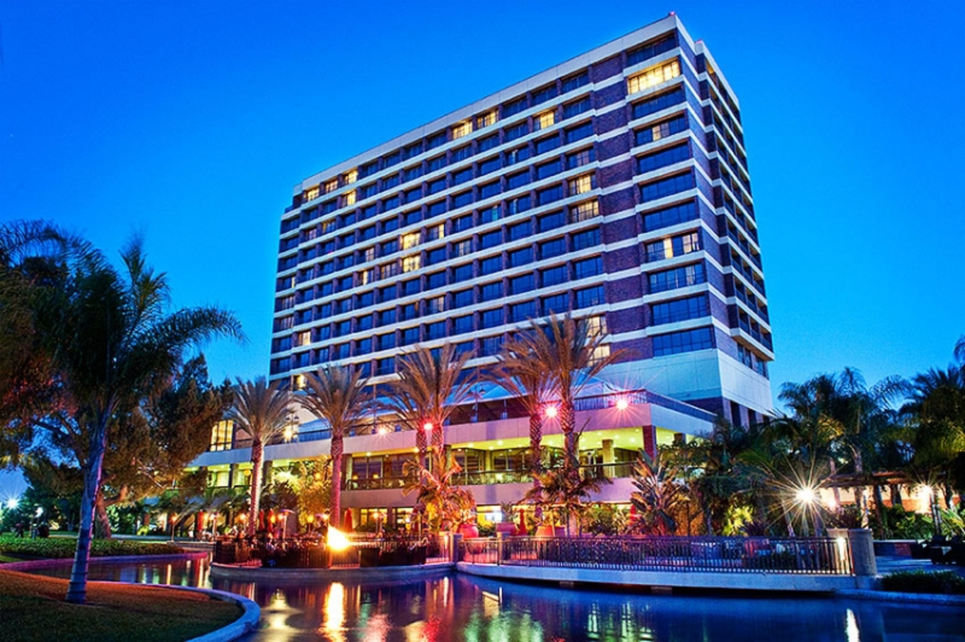 แปซิฟิก ปาล์ม คอนเฟอเรนซ์ เซ็นเตอร์ Hotel City of Industry ภายนอก รูปภาพ