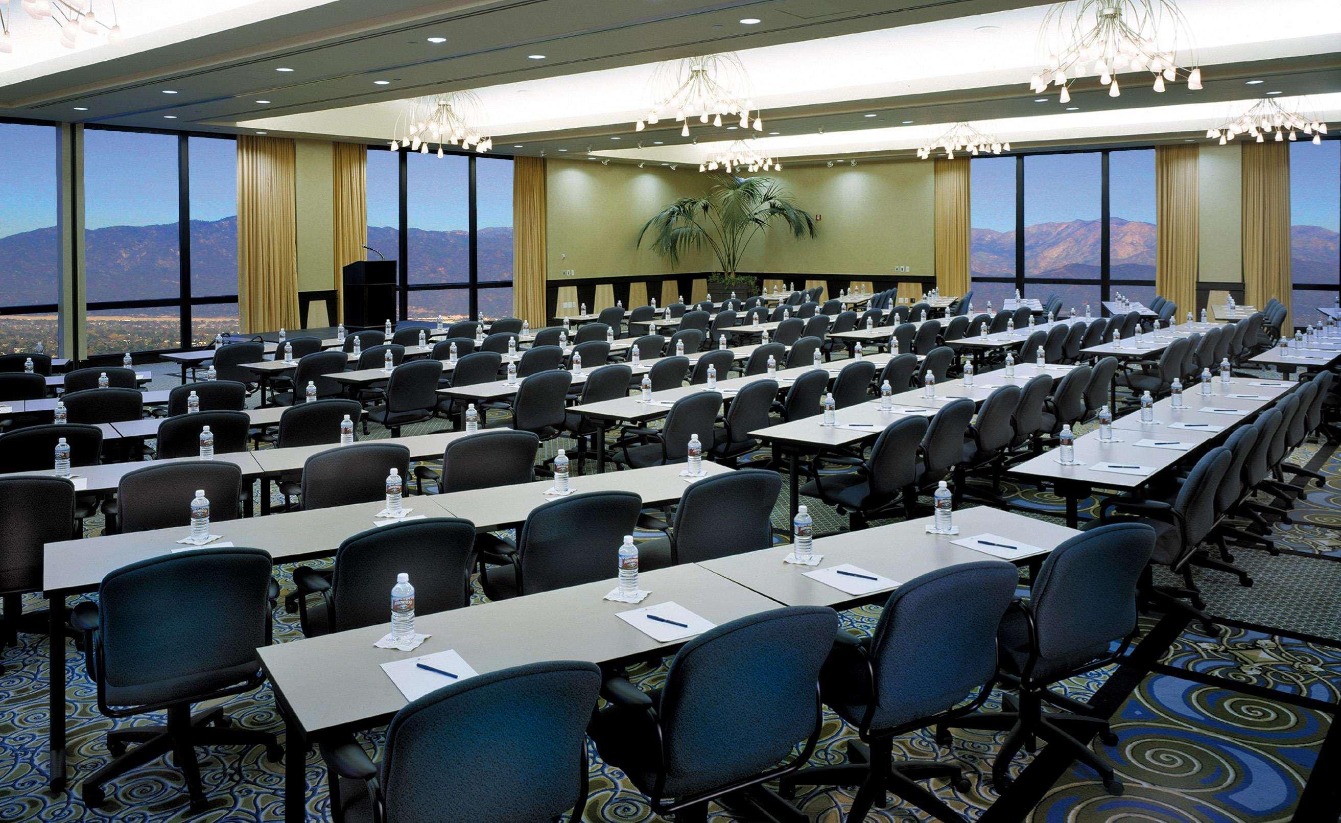 แปซิฟิก ปาล์ม คอนเฟอเรนซ์ เซ็นเตอร์ Hotel City of Industry ธุรกิจ รูปภาพ